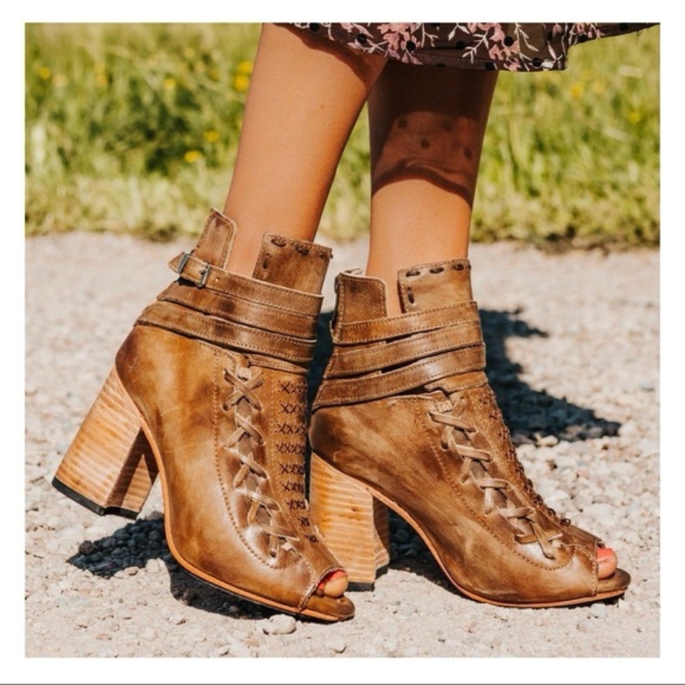 Freebird chunky heel boots